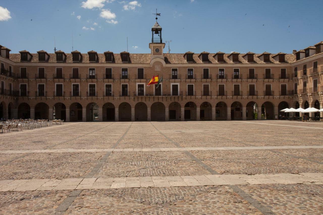 Hotel Plaza Mayor Ocaña Extérieur photo